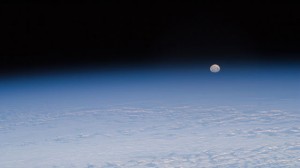 Ahogy a Hold az ISS-ről látszik