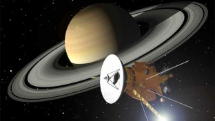 A Cassini–Huygens űrszonda Szaturnusz körüli pályára állt