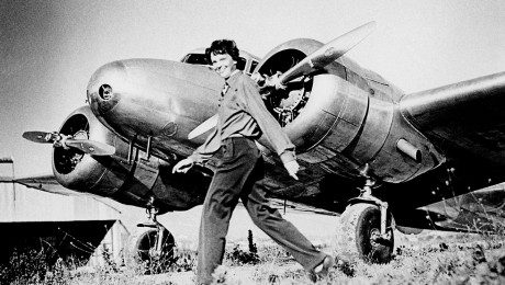 Megszületett Amelia Earhart
