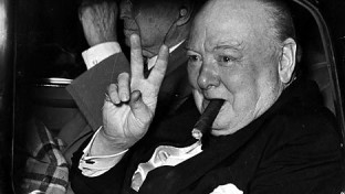 Meghalt Winston Churchill