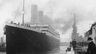 101 éve indult el végzetes útjára a Titanic
