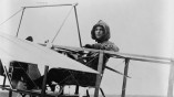 101 éve történt: először repülte át a La-Manche csatornát női pilóta